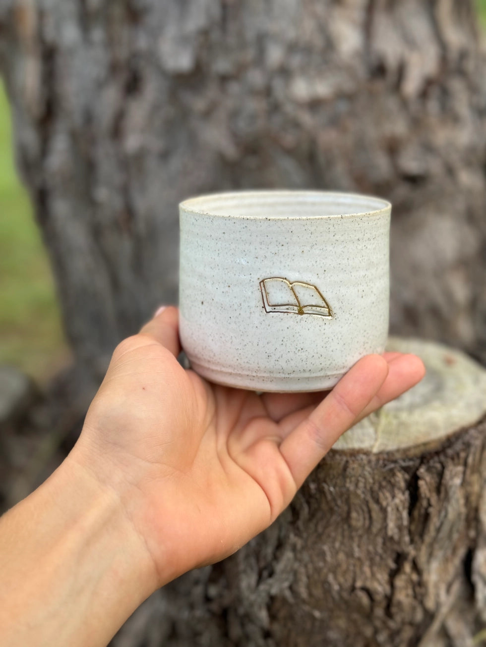 OPEN BOOK CERAMIC MUG