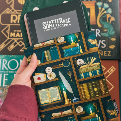 DARK ACADEMIA E-READER SLEEVE