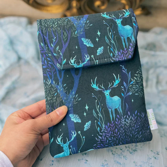 ENCHANTED FOREST E-READER SLEEVE