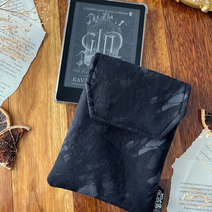 IN THE SHADOWS E-READER SLEEVE