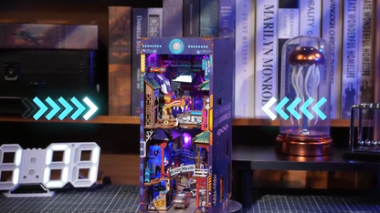 CYBER CITY - WITH DUST COVER